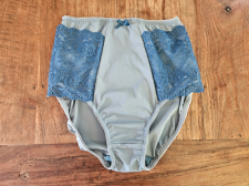 bellawear_tailleslip_sensual_lace_aqua-3-1782563716